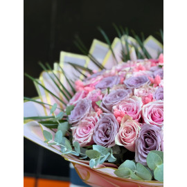 60 RENKLİ GÜL BUKETİ